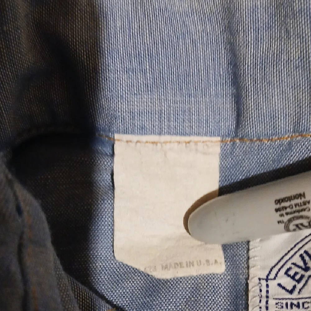 Levi's Men's Light Blue Casual Shirt